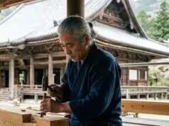 Japón no utiliza clavos modernos para reparar templos centenarios. En cambio, los maestros artesanos confían en una antigua técnica de carpintería.