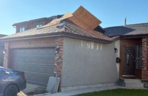 Un twister probablemente destrozó una casa y dejó un camino de destrucción en el suroeste de Winnipeg: experto