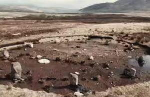 Un círculo ritual de 5.000 años de antigüedad estaba escondido debajo de una isla escocesa; los arqueólogos lo encontraron sin cavar