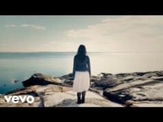 La cantante de people indie Selines lucha con el significado del hogar en ‘(Nostalgia)’