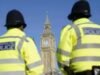 Mujer de 24 años muerta y hombre herido en apuñalamiento en el oeste de Londres; Sospechoso de 44 años arrestado bajo sospecha de asesinato