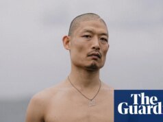 Come, duerme, delira… ¡haz las paces! La misión de DJ Yousuke Yukimatsu de cambiar el mundo con raves en topless