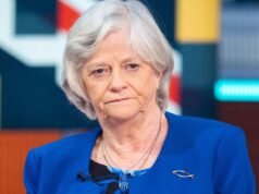 Actualización importante en la investigación del asesinato de Ann Widdecombe a medida que surgen detalles sobre el ‘hombre del palo’