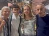Un joven de Coronation Road atrae a sus coprotagonistas para un dulce mensaje private