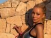 Olivia Attwood parece responder a los comentarios de Pete Wicks mientras lanza un nuevo movimiento