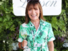 El vestido de Wimbledon en oferta de ITV Lorraine es una prueba de que la calle principal todavía reina