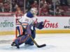 Os Oilers lideram um grupo de três
