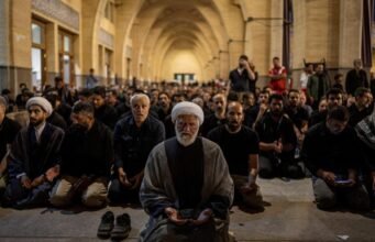 Guerra de Asia Occidental EN VIVO: Artista pide la muerte de Trump en el funeral del difunto líder supremo de Irán
