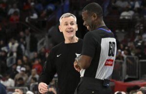 Relatório: Billy Donovan ingressando no Spurs como assistente técnico principal