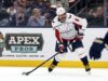Alex Ovechkin: ‘Estou de volta’ com contrato de um ano com Capitals