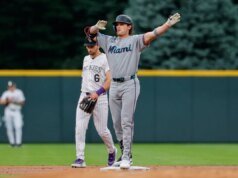Marlins derrotam as Montanhas Rochosas com explosão ofensiva