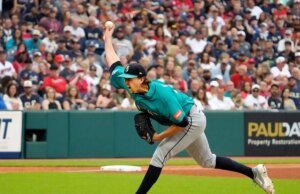 Mariners voltam nas costas em confronto com Blue Jays