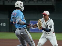 Adrian Del Castillo acerta um residence run de 3 corridas para impulsionar os Diamondbacks sobre os Brewers