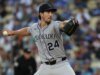 Erros internos levam à queda dos Dodgers contra Rockies