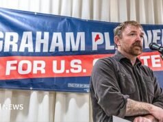 El demócrata Graham Platner suspende su campaña para una carrera clave por el Senado de Estados Unidos tras una acusación de agresión