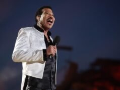 Lionel Richie agradece a los followers por «cada amable palabra y amor» después de su regreso al escenario