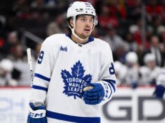 Maple Leafs troca Nick Robertson pelos Penguins