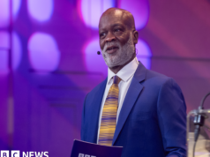O apresentador de rádio da BBC, Eddie Nestor, se afastará para tratamento de câncer