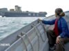 En el Estrecho de Ormuz, la BBC encuentra barcos incautados y pescadores de tiburones mientras regresa la calma incómoda