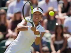 Alex Eala e parceiro Nikola Bartunkova caem em duplas em Wimbledon