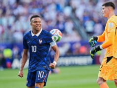 Kylian Mbappé condena senador paraguaio por comentários racistas