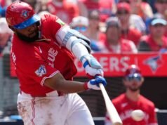 Blue Jays derrotam o Mets no Dia do Canadá enquanto Guerrero Jr.
