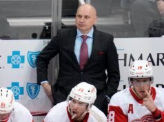 Canadiens contratando Lalonde por sua experiência, notas sobre Dach, Dobes, Hage