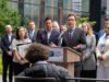 El gobernador Bob Ferguson recurre a Amazon, Microsoft y otros a medida que aumentan las preocupaciones sobre la economía de Washington
