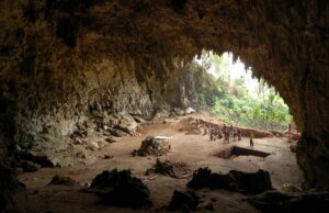 Así es como este ancestro humano parecido a un ‘hobbit’ sobrevivió en una isla con dragones de Komodo