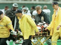 La leyenda de los Cowboys, Michael Irvin, se gana los abucheos de los fanáticos de los Eagles en el bar de Filadelfia antes del House Run Derby.