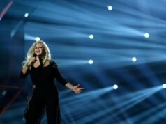 Bonnie Tyler, que encabezó las listas con el épico ‘Complete Eclipse of the Coronary heart’, falleció a los 75 años
