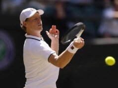 Jannik Sinner e Novak Djokovic prontos para revanche nas semifinais de Wimbledon