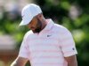 La estrella del golf Scottie Scheffler pierde una impresionante racha de cortes apenas una semana antes del Open