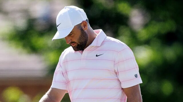 Scottie_Scheffler_Scottish_Open_looks_donw.jpg