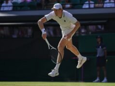 Djokovic e Sinner reservam ingressos para a 4ª rodada