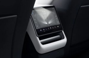 Tesla lanza el Mannequin Y de batalla larga de seis asientos en EE. UU.