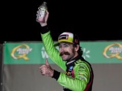 Blaney vence a batalha de três na última volta da prorrogação na corrida da NASCAR Cup em Atlanta
