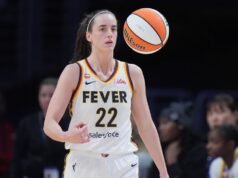 Clark da Fever espera retornar contra Sparks, mas pode ficar de fora