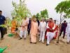 Adityanath señala preocupaciones ambientales y lanza una campaña de árboles jóvenes de 35 millones de rupias