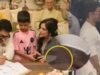 La gruesa tobillera plateada de Aamir se roba el present en esta boda con Gauri: VER VIDEO