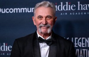 Aaron Tippin cube que el patriotismo es «muy fuerte en Estados Unidos» antes del espectáculo del 4 de julio en Fort Campbell