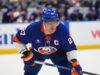 O ex-capitão dos Islanders, Anders Lee, assina contrato de três anos com o Mammoth