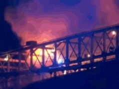 Ver: El puente de Brooklyn de Nueva York se incendia durante el espectáculo de fuegos artificiales del 4 de julio
