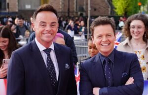 Declan Donnelly contiene las lágrimas ofreciendo consejos a su yo más joven