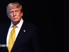 La retirada de Trump sobre los peajes de Ormuz sugiere que está luchando por poner fin a la guerra con Irán