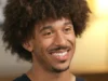 El defensa de USMNT Chris Richards reacciona ante el levantamiento de la suspensión de la tarjeta roja de Folarin Balogun