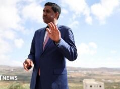 El demócrata estadounidense Ro Khanna cube que fue detenido por colonos israelíes armados
