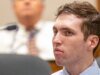 El asesino acusado de Charlie Kirk, Tyler Robinson, se defiende mientras el extenso caso de los fiscales se enfoca