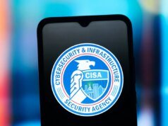 La agencia estadounidense de ciberseguridad CISA tuvo que elaborar su handbook de estrategias para incidentes durante el incidente, revela la agencia