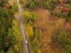 "Llévame a casa, caminos rurales" y la atracción common hacia casa